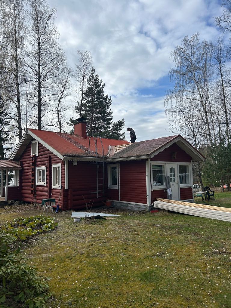 Vanha kesämökki Valkeakoskella